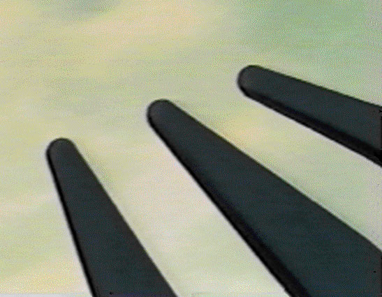 Barrels from SC Artillery mecha seen in 'Half Moon'
